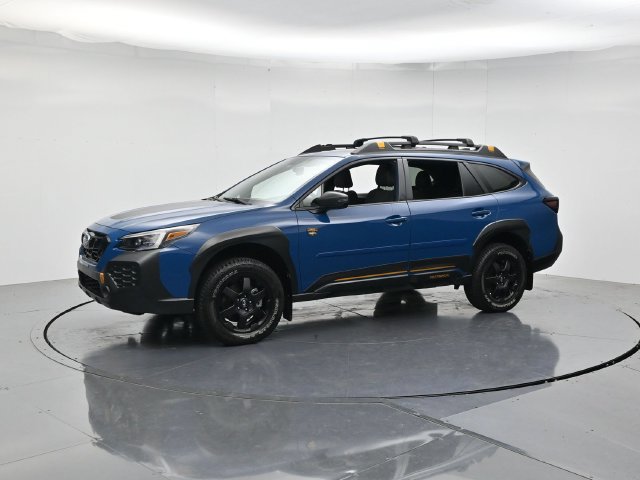 Used 2025 Subaru Outback Wilderness AWD/4WD image 5
