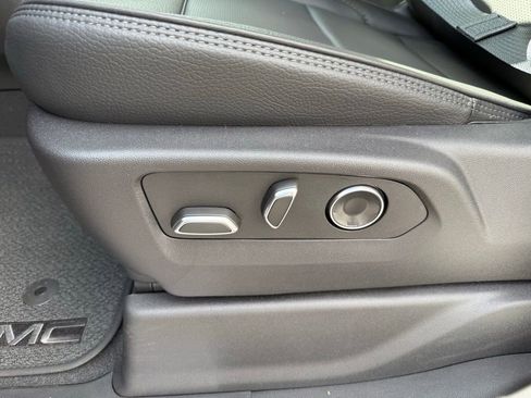 New 2026 GMC Sierra 1500 Denali w/ Technology Package image 12