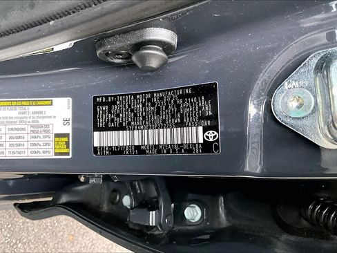 Certified 2025 Toyota Corolla LE w/ Convenience Package FWD image 34