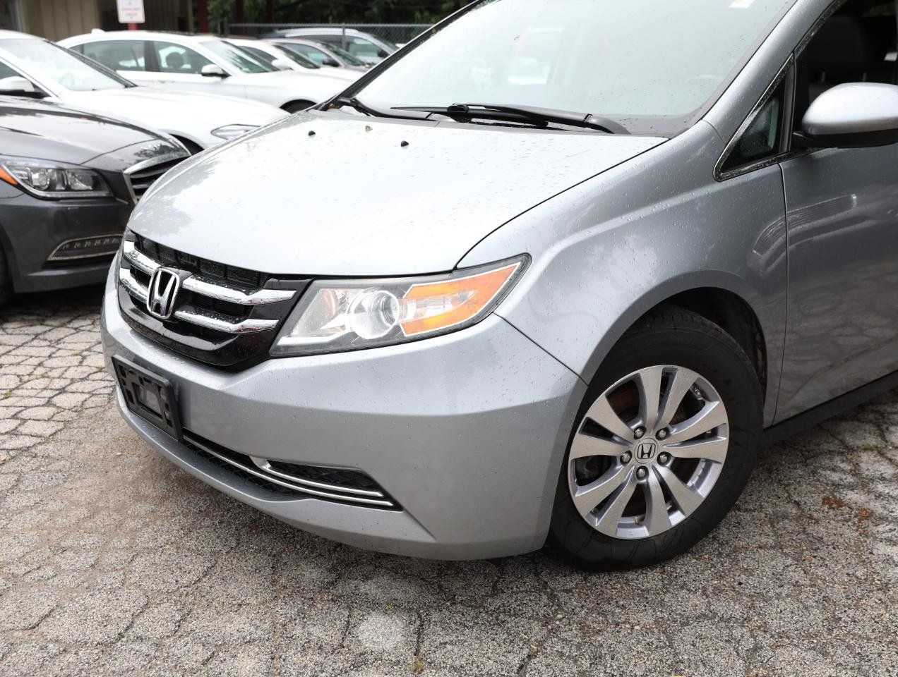 Used 2016 Honda Odyssey EX-L image 2