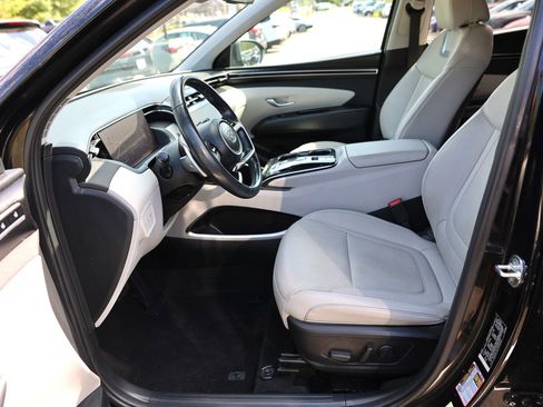 Used 2022 Hyundai Tucson Limited w/ Cargo Package AWD/4WD image 17