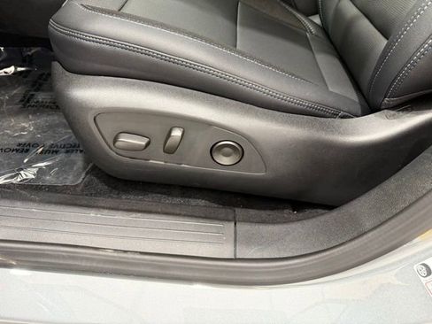 New 2026 Chevrolet Equinox EV LT image 10