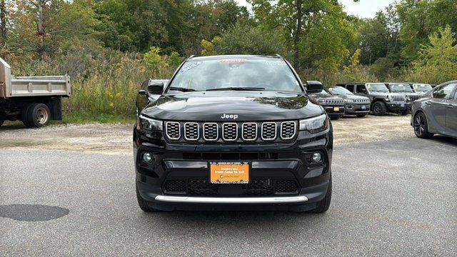 Certified 2024 Jeep Compass Limited w/ Sun and Sound Group AWD/4WD image 3