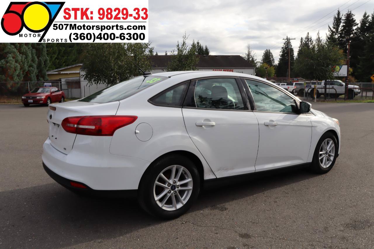 Used 2018 Ford Focus SE FWD image 7