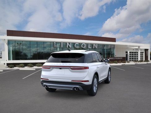 New 2026 Lincoln Corsair Premiere FWD image 8