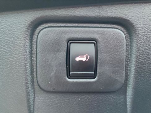 Used 2023 Nissan Murano Platinum image 30