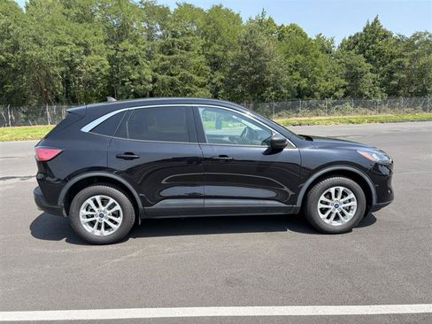 Used 2022 Ford Escape SE AWD/4WD image 6
