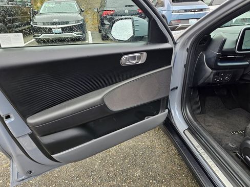 Used 2024 Hyundai Ioniq 6 SE RWD image 20