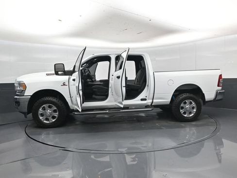 Used 2024 RAM 2500 Big Horn w/ Off Road Package AWD/4WD image 55