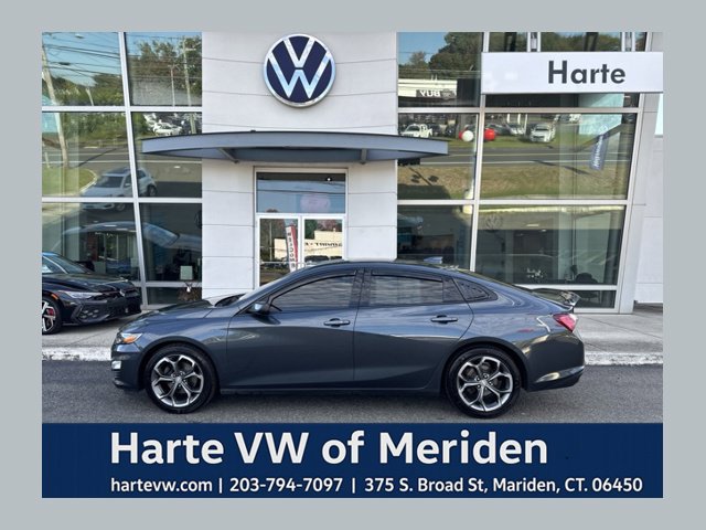 Used 2021 Chevrolet Malibu LT FWD image 1
