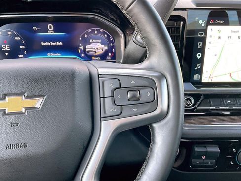 Used 2025 Chevrolet Silverado 1500 LT AWD/4WD image 24