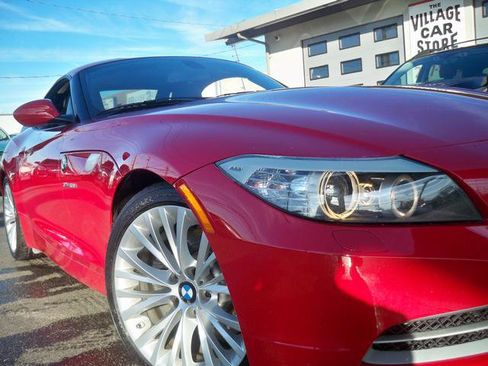 Used 2011 BMW Z4 sDrive35i image 20