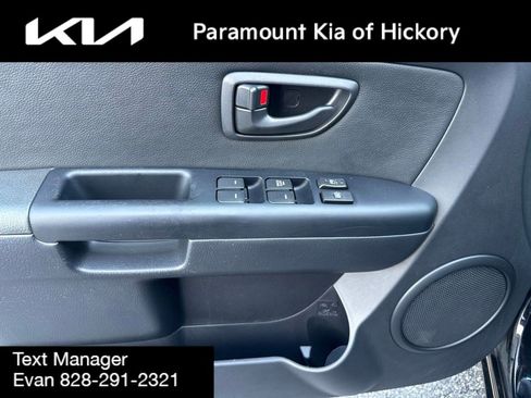 Used 2012 Kia Soul FWD image 15