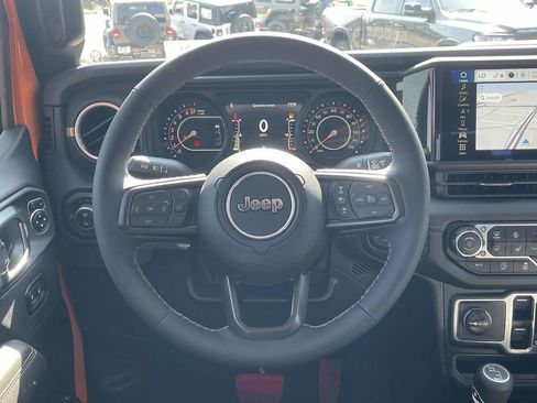 New 2025 Jeep Gladiator Sport w/ Premium Package AWD/4WD image 22