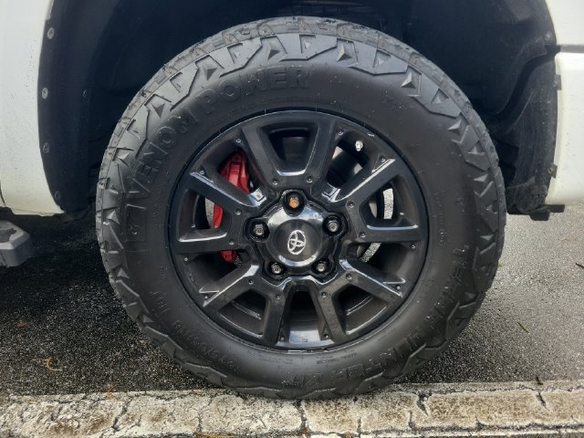 Used 2021 Toyota Tundra SR5 w/ SX Package RWD image 4