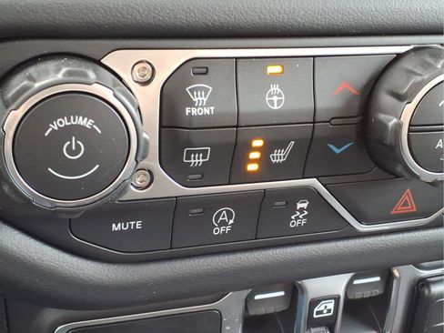 New 2026 Jeep Gladiator Sport AWD/4WD image 21