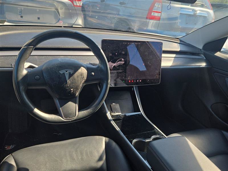 Used 2018 Tesla Model 3 Mid Range RWD image 4