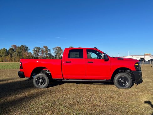 New 2026 RAM 2500 Tradesman image 4