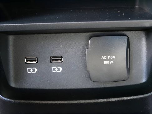 Used 2019 Ford Ranger XLT w/ Equipment Group 302A Luxury image 19