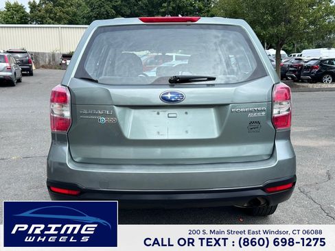 Used 2014 Subaru Forester 2.5i AWD/4WD image 6