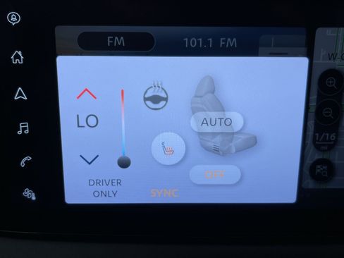 Certified 2024 Nissan Ariya AWD image 21
