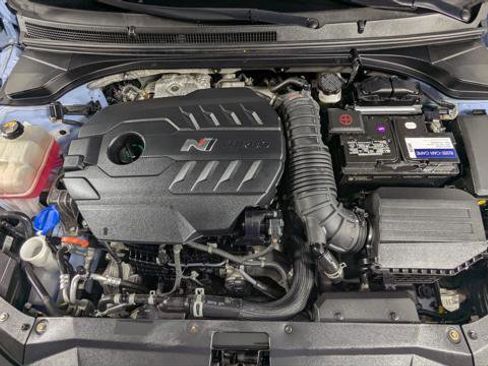 Used 2021 Hyundai Veloster N image 31