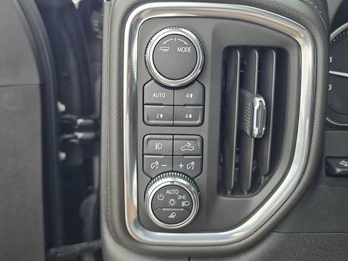 Certified 2022 GMC Sierra 2500 Denali w/ Denali Black Diamond Edition AWD/4WD image 24