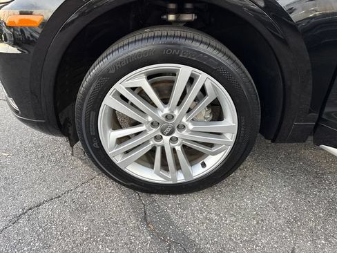 Used 2019 Audi Q5 2.0T Premium Plus w/ Premium Plus Package AWD/4WD image 27