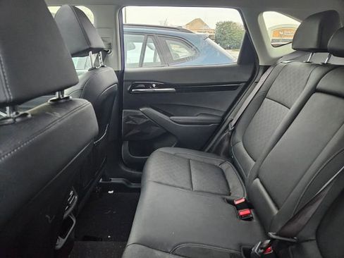 Used 2023 Kia Seltos SX w/ SX Sunroof Package image 9