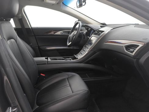 Used 2016 Lincoln MKZ AWD image 11