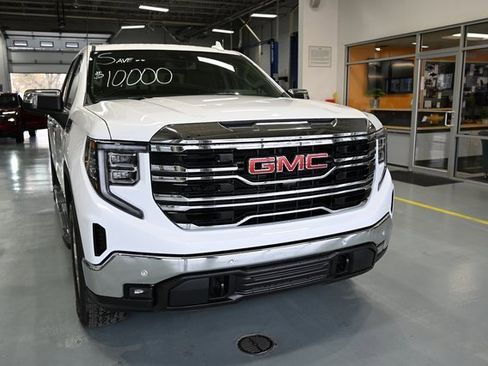 New 2026 GMC Sierra 1500 SLT w/ SLT Premium Plus Package image 3