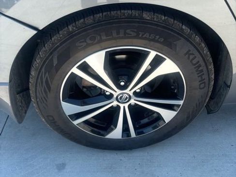 Used 2020 Nissan Sentra SV image 8