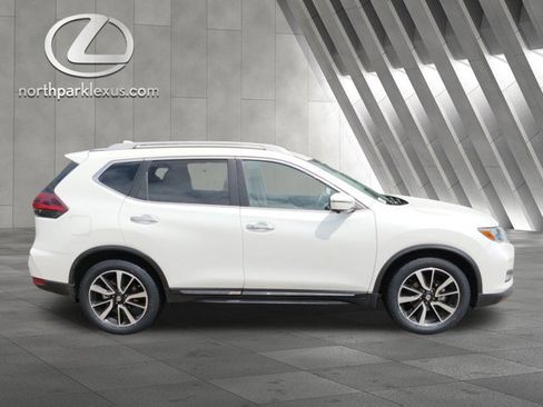 Used 2020 Nissan Rogue SL FWD image 4