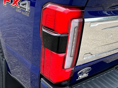 New 2026 Ford F350 Platinum w/ Platinum Plus Package AWD/4WD image 29