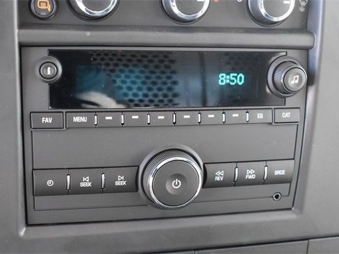 New 2025 Chevrolet Express 2500 Work Van w/ Driver Convenience Package image 24