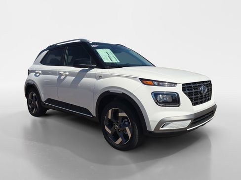 New 2026 Hyundai Venue SEL image 1