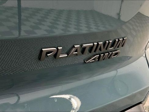 New 2026 Nissan Pathfinder Platinum image 20