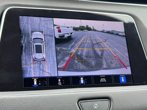 Used 2023 Cadillac XT4 Premium Luxury w/ Enhanced Visibility Package FWD image 22