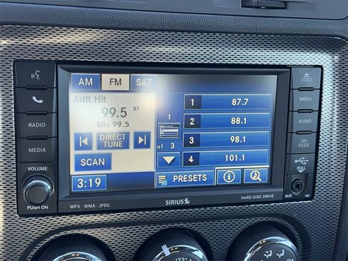 Used 2011 Dodge Challenger R/T w/ Sound Group II image 17