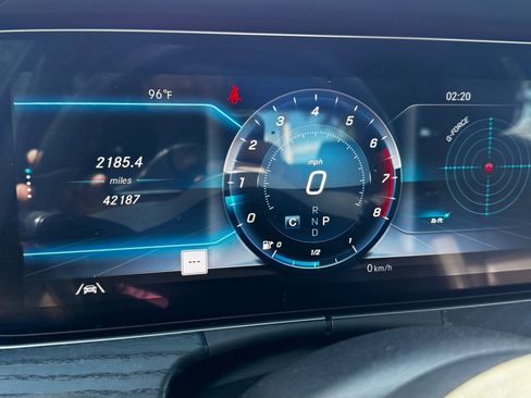 Used 2020 Mercedes-Benz E 450 4MATIC Sedan image 13