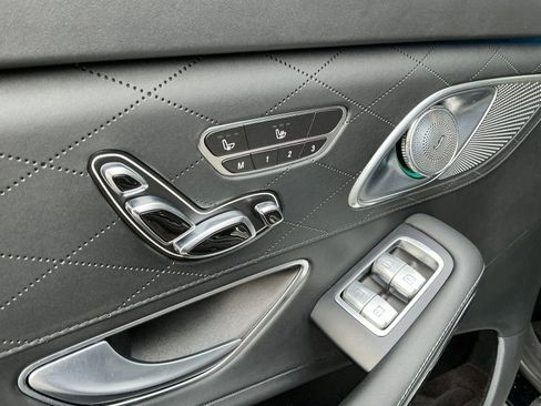 Used 2018 Mercedes-Benz Maybach S 560 4MATIC image 17