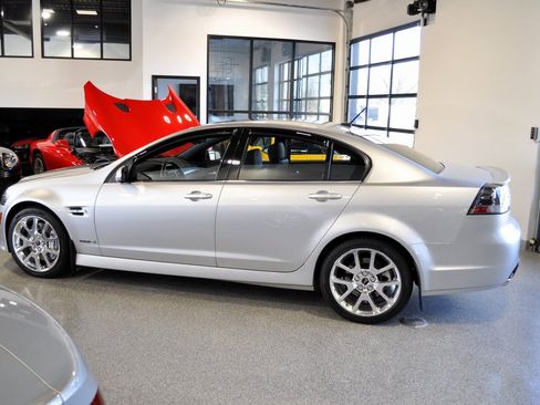 Used 2009 Pontiac G8 GXP image 5