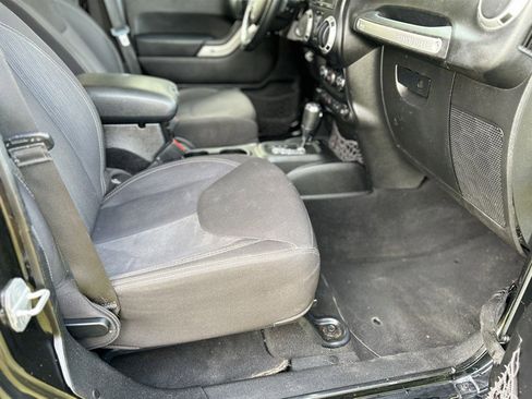 Used 2013 Jeep Wrangler Unlimited Sahara w/ Dual Top Group image 12