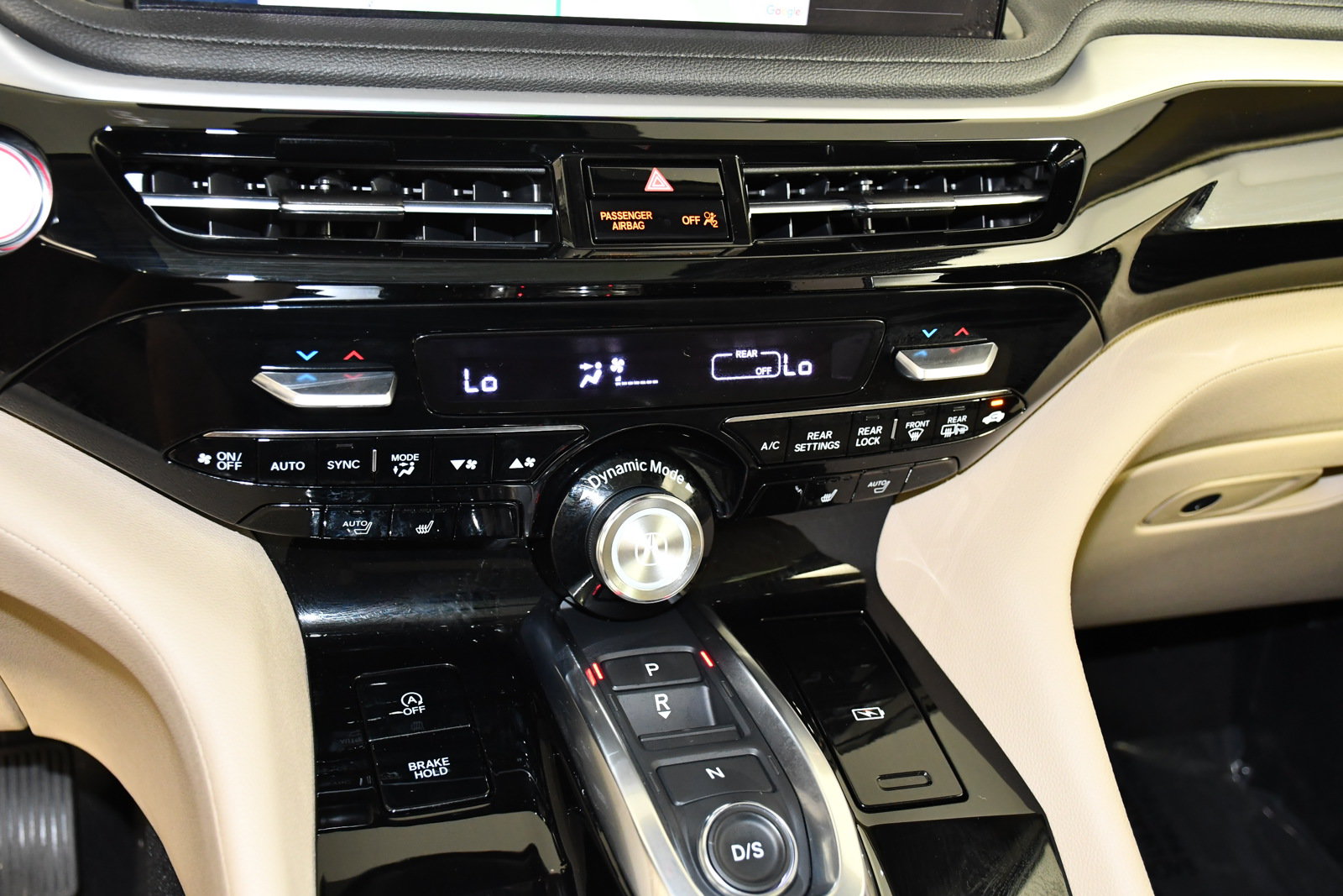 Used 2025 Acura MDX SH-AWD image 28