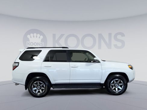 Used 2019 Toyota 4Runner TRD Off-Road Premium AWD/4WD image 8