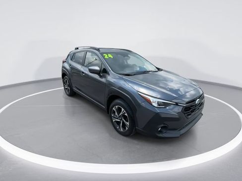 Used 2024 Subaru Crosstrek 2.0i Premium AWD/4WD image 2