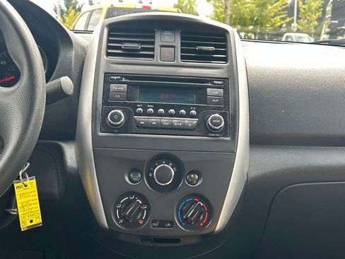 Used 2016 Nissan Versa SV FWD image 24
