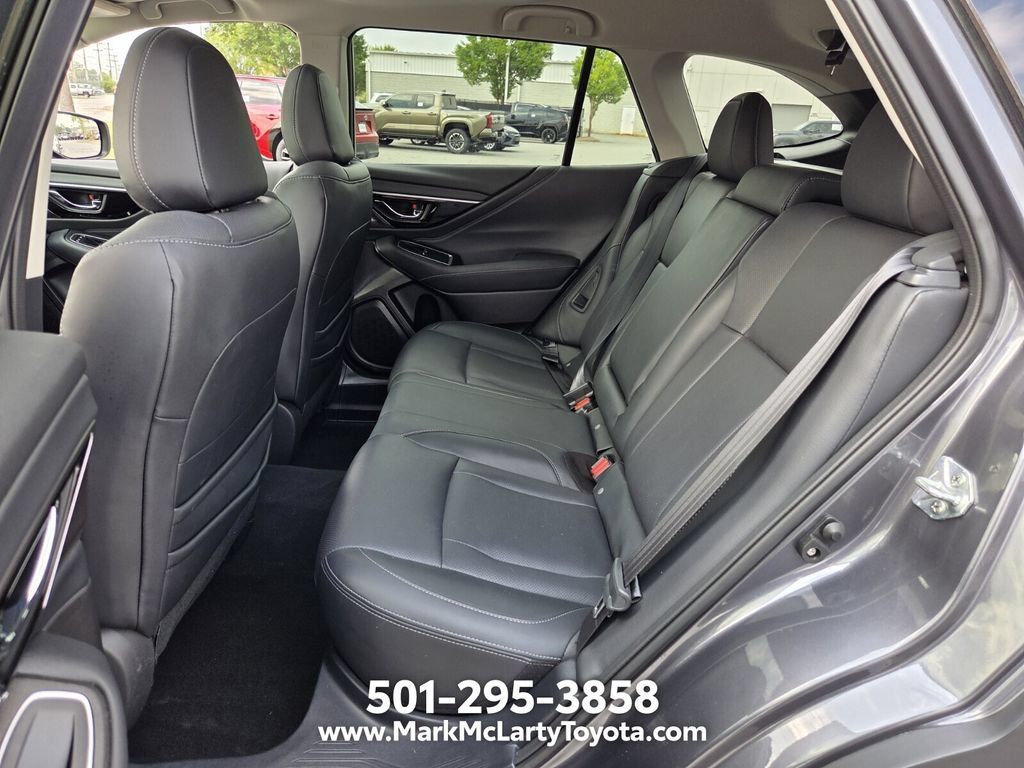 Used 2023 Subaru Outback Limited AWD/4WD image 9