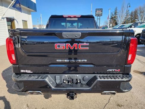 Certified 2021 GMC Sierra 1500 AT4 w/ Technology Package image 6