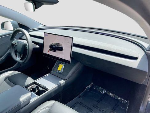 Used 2024 Tesla Model 3 Standard Range RWD image 20